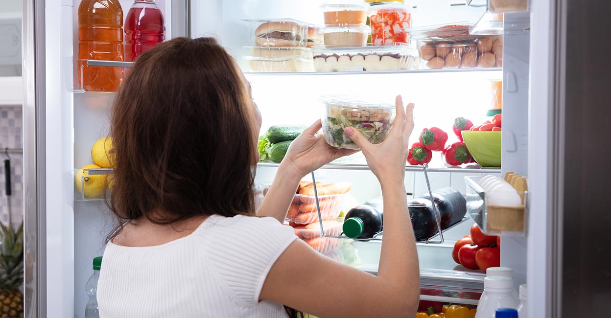 Why you shouldn’t put non-stick pans, pressure cookers, or thermowares in the refrigerator 