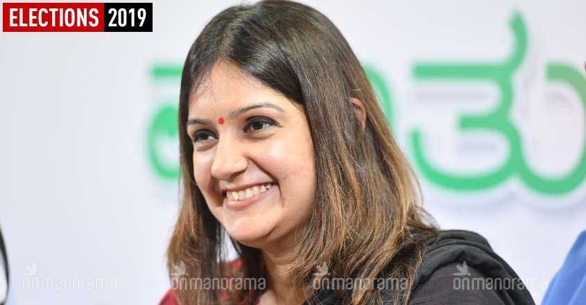 Priyanka Chaturvedi Resigns From Congress Joins Shiv Sena 1618