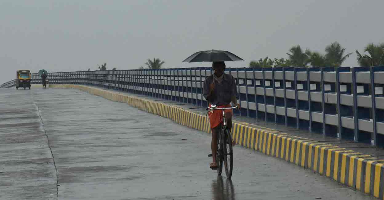 Rain, thunderstorm likely in Kerala; yellow alert in Alappuzha, Idukki today