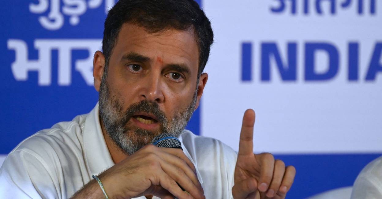 Govt indulging in distraction politics on Adani issue: Rahul on Apple alert