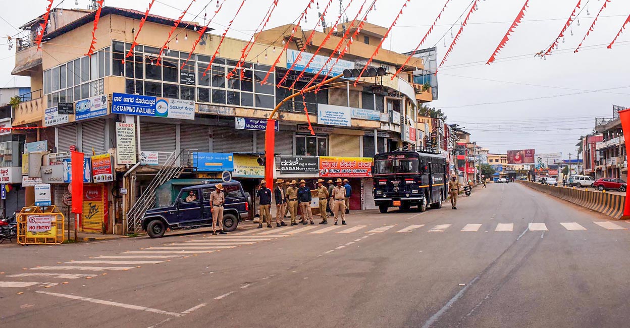 Cauvery issue: Karnataka bandh disrupts normal life in Bengaluru, southern parts of State