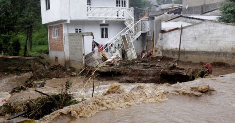 At least 38 killed in Mexico landslides | At least 38 killed in Mexico ...