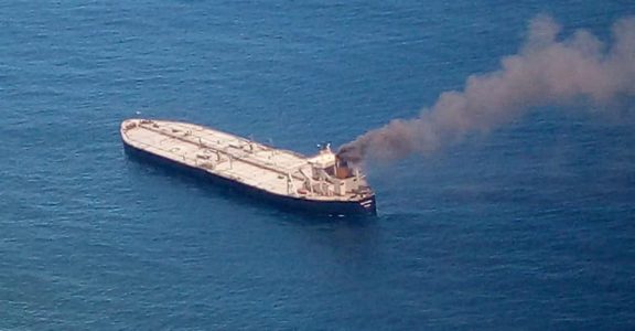 Kerala on alert after oil tanker bursts into flames off Sri Lanka coast ...