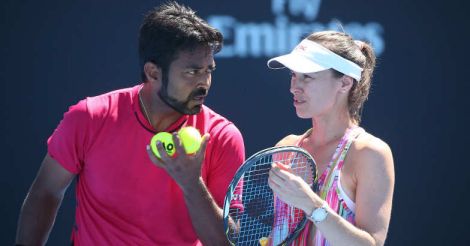 Leander Paes loses Dubai Open final