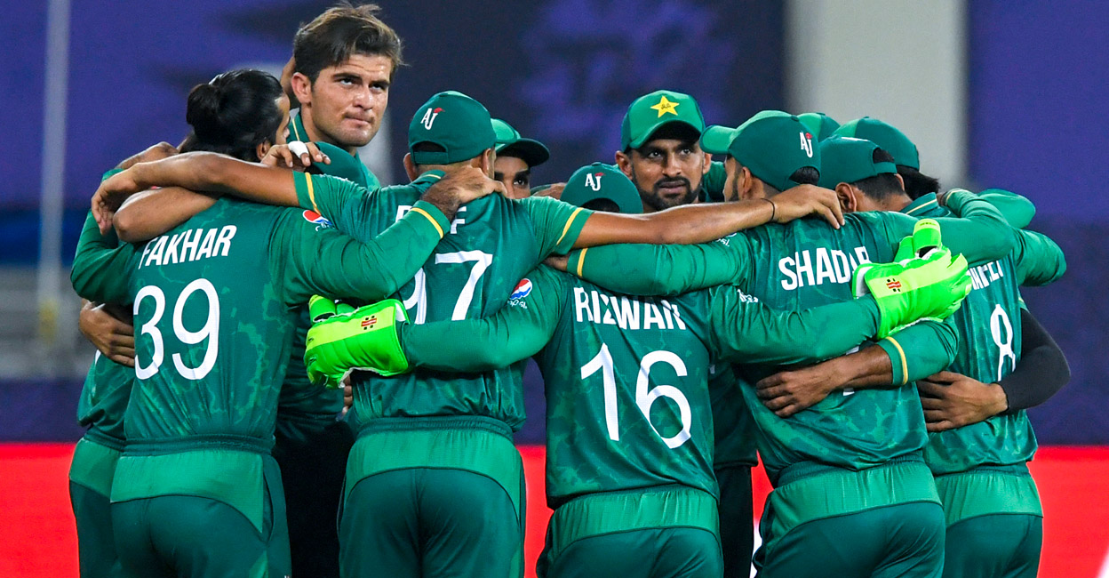 Akram delighted to see Pakistan end India's winning run