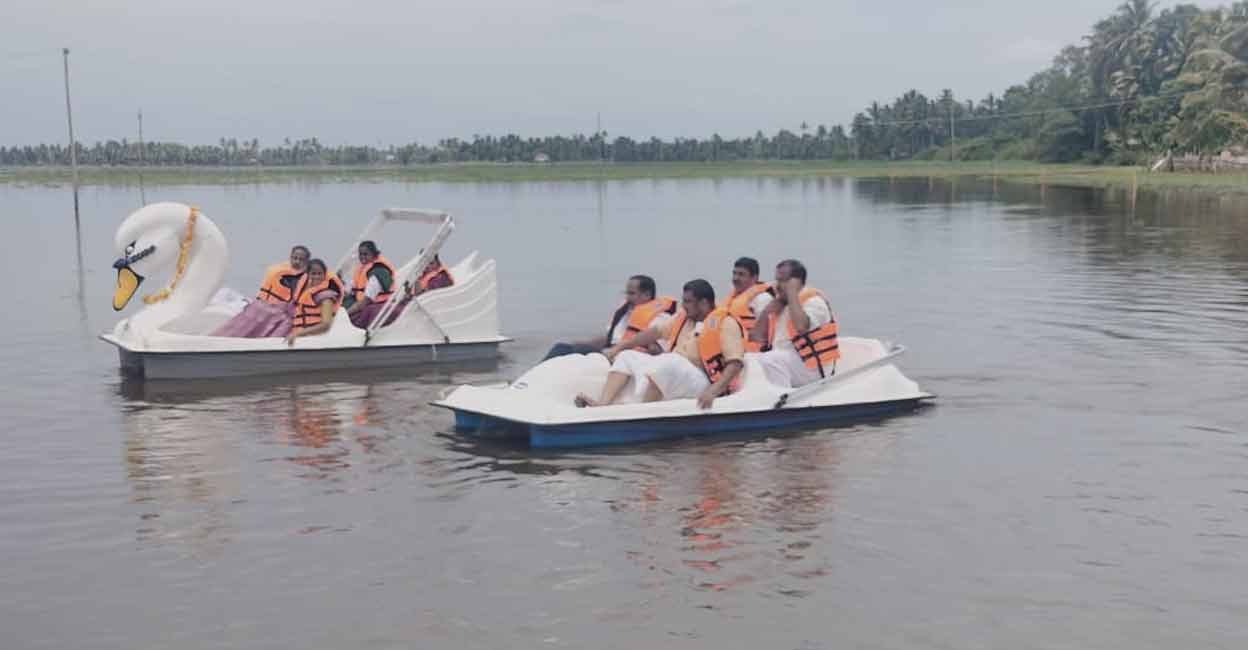 Enjoy boating through Muttar's paddy fields for Rs 100 an hour: Know details