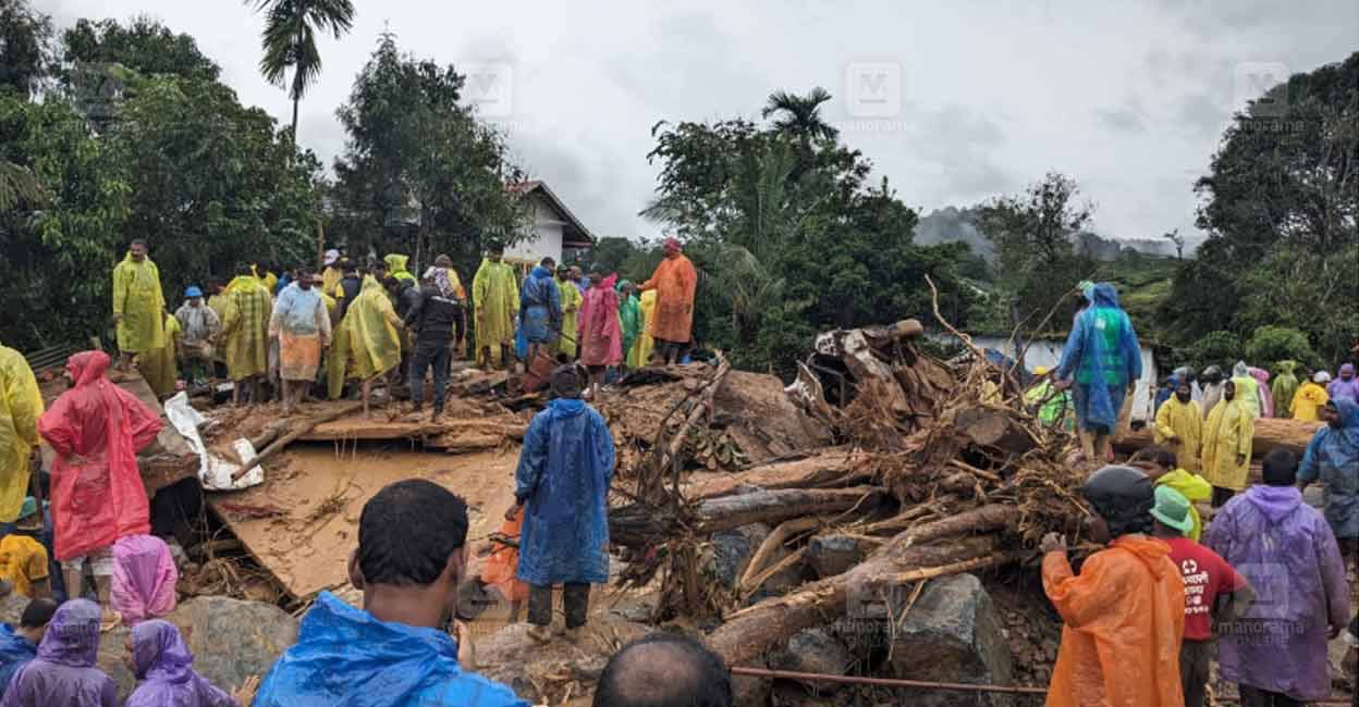 Wayanad landslide: Do not indulge in dark tourism, Kerala police's request